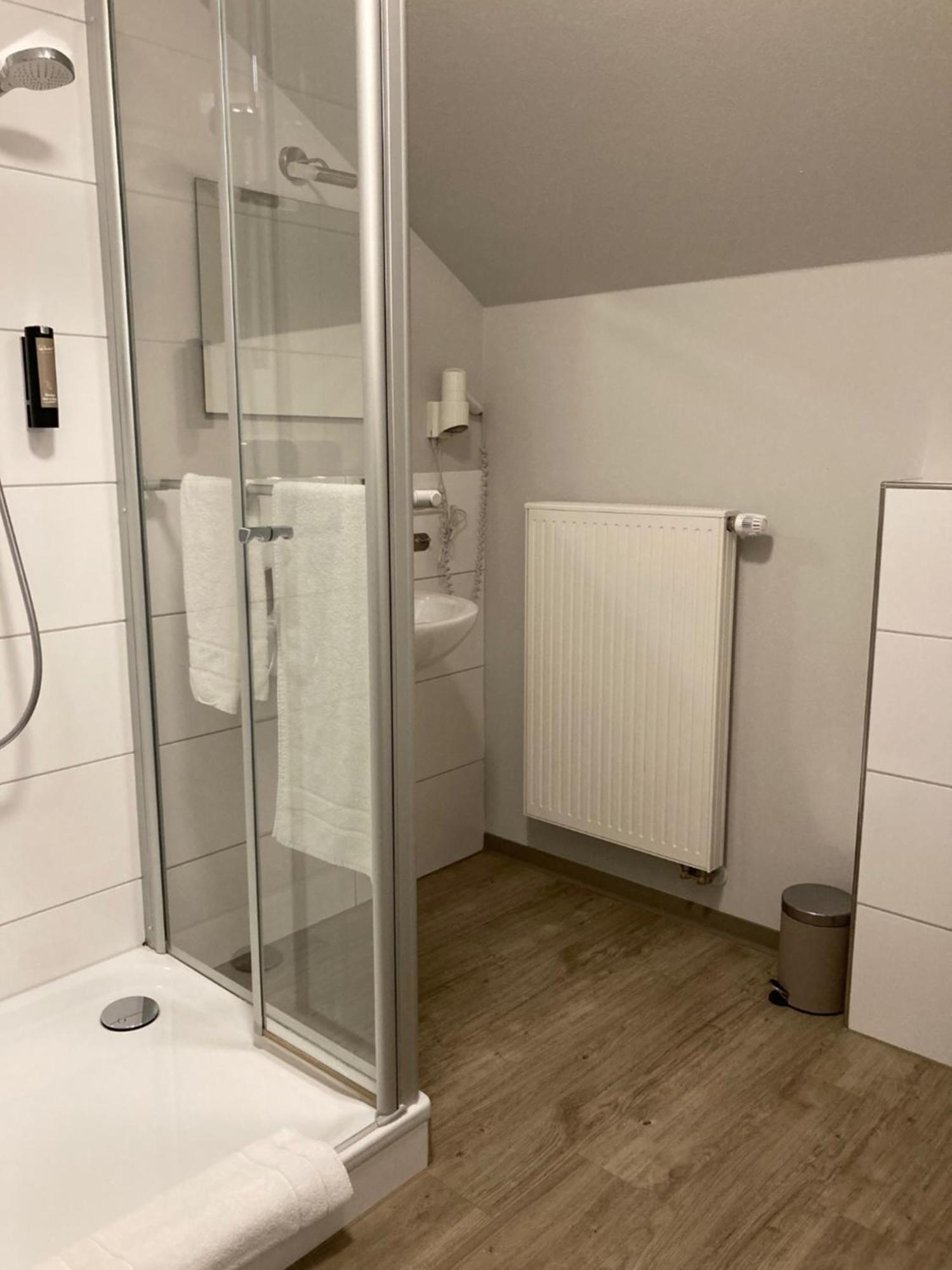 Das Singold Hotel Mit Highspeed Wlan Und Digitalem Schluessel Schwabmunchen Exterior foto