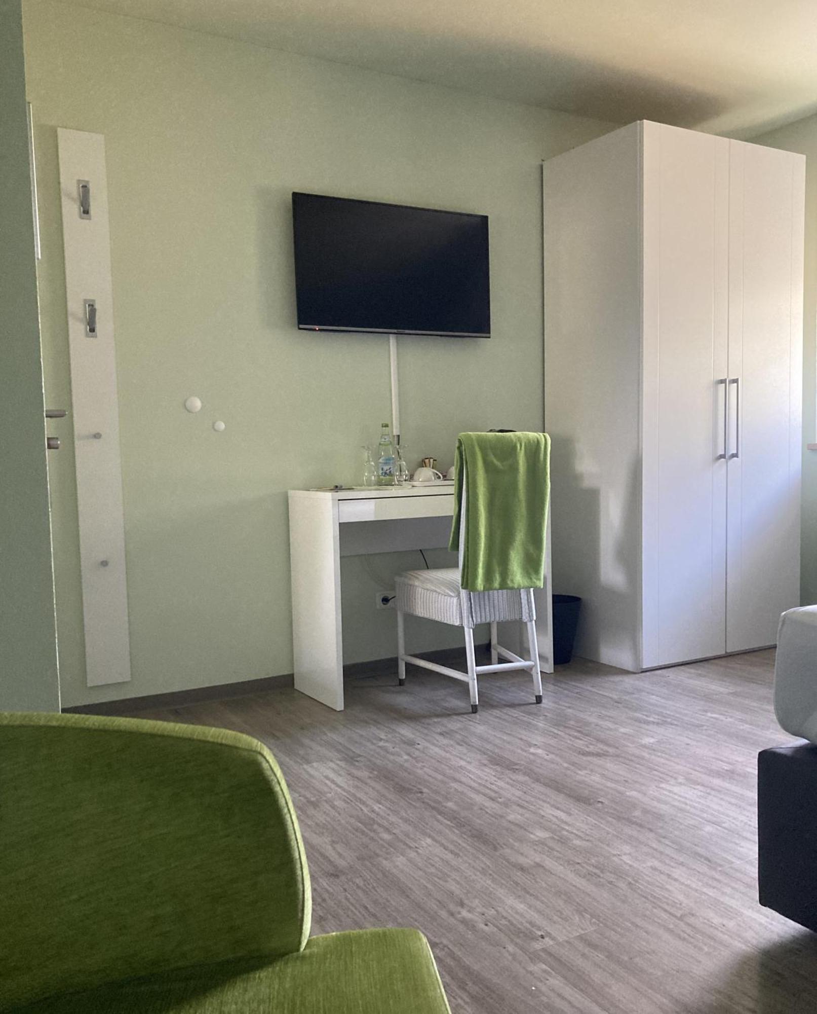 Das Singold Hotel Mit Highspeed Wlan Und Digitalem Schluessel Schwabmunchen Exterior foto